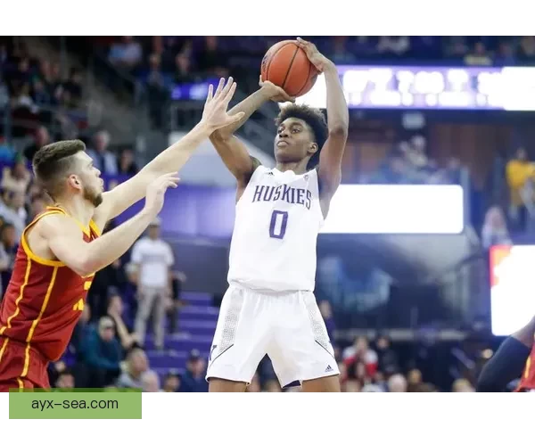 森林狼宣布麦克丹尼尔斯因左膝髌腱炎将进入每日观察名单