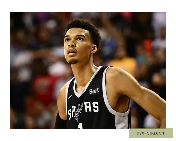 文班亚马自信表态MVP投自己一票与亚历山大争锋各展所长引热议